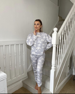 Billie Faiers feet photo thumbnail