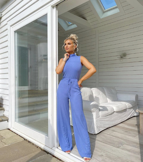 Billie Faiers feet photo thumbnail