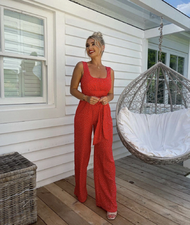 Billie Faiers feet photo thumbnail