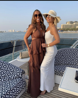 Billie Faiers feet photo thumbnail