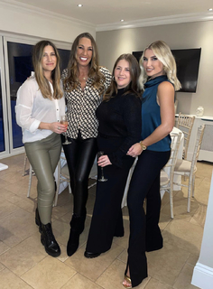 Billie Faiers feet photo thumbnail