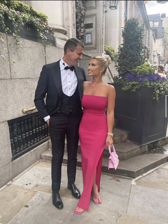 Billie Faiers feet photo thumbnail