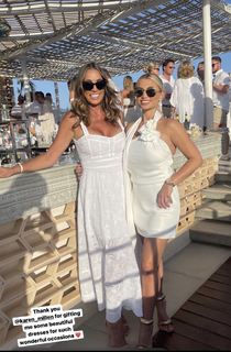 Billie Faiers feet photo thumbnail