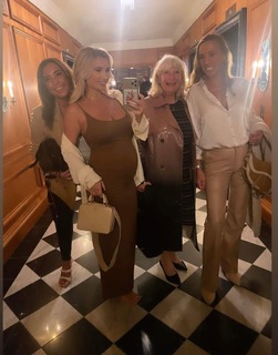 Billie Faiers feet photo thumbnail