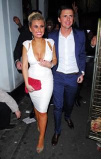 Billie Faiers feet photo thumbnail