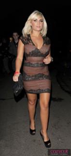 Billie Faiers feet photo thumbnail