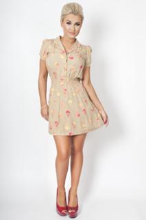 Billie Faiers feet photo thumbnail