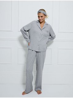 Billie Faiers feet photo thumbnail