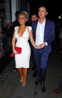 Billie Faiers feet photo thumbnail