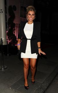 Billie Faiers feet photo thumbnail