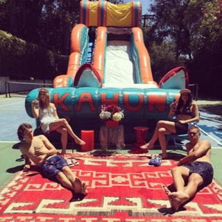 Billie Lourd feet photo thumbnail