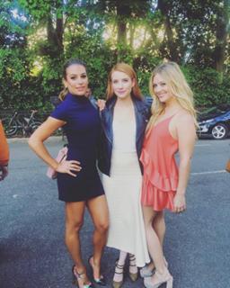 Billie Lourd feet photo thumbnail