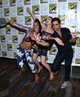 Billie Lourd feet photo thumbnail