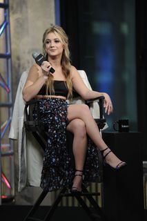Billie Lourd feet photo thumbnail