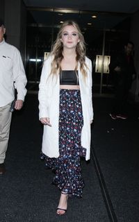Billie Lourd feet photo thumbnail