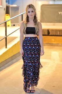 Billie Lourd feet photo thumbnail