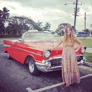 Billie Lourd feet photo thumbnail