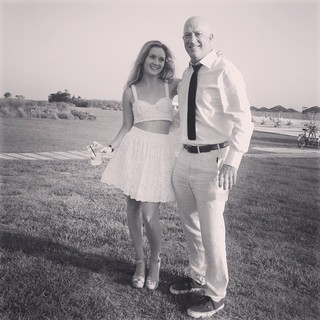 Billie Lourd feet photo thumbnail