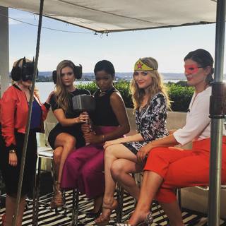 Billie Lourd feet photo thumbnail