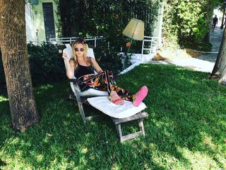 Billie Lourd feet photo thumbnail