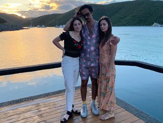 Billie Lourd feet photo thumbnail