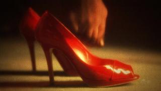 Billie Piper feet photo thumbnail