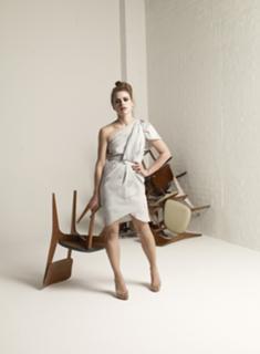 Billie Piper feet photo thumbnail