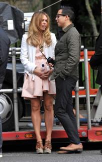 Billie Piper feet photo thumbnail