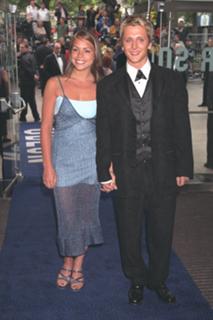 Billie Piper feet photo thumbnail