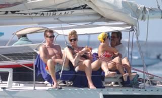 Billie Piper feet photo thumbnail