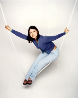 Billie Piper feet photo thumbnail