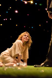 Billie Piper feet photo thumbnail