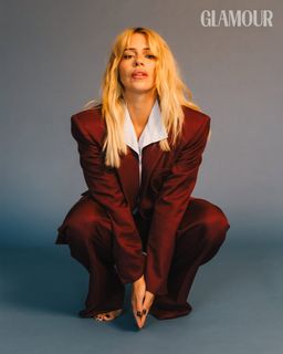 Billie Piper feet photo thumbnail