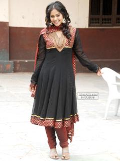 Bindhu Madhavi feet photo 8