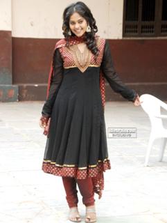Bindhu Madhavi feet photo 7
