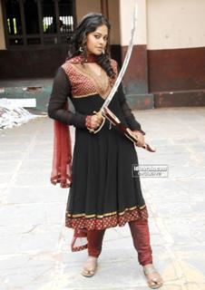 Bindhu Madhavi feet photo 15