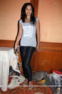 Bindhu Madhavi feet photo 16