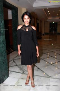 Bindhu Madhavi feet photo 7