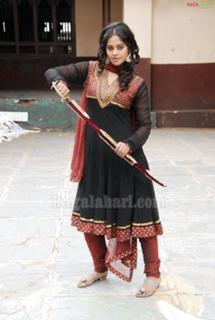 Bindhu Madhavi feet photo 1