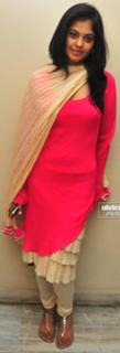 Bindhu Madhavi feet photo 18