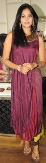 Bindhu Madhavi feet photo 14