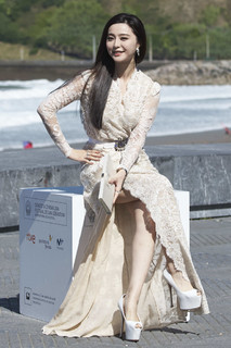 Bingbing Fan feet photo thumbnail