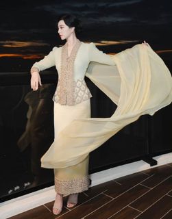 Bingbing Fan feet photo thumbnail