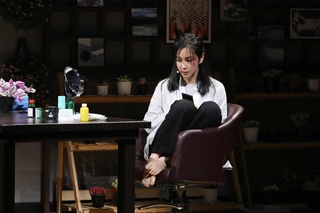 Bingbing Li feet photo thumbnail