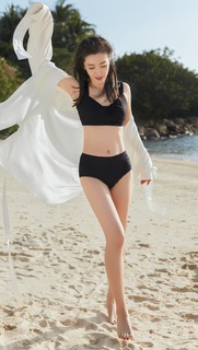 Bingbing Li feet photo thumbnail