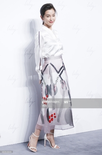 Bingbing Li feet photo thumbnail