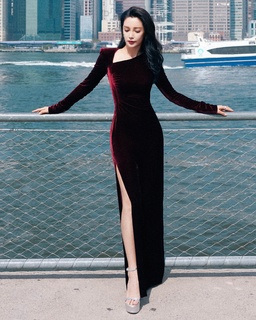 Bingbing Li feet photo thumbnail