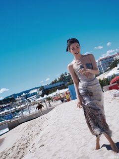 Bingbing Li feet photo 4