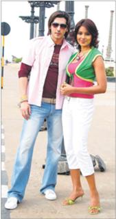 Bipasha Basu feet photo thumbnail
