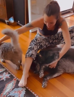 Birce Akalay feet photo thumbnail